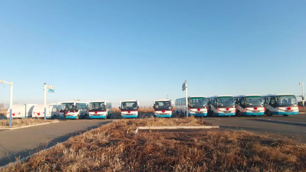 交车！赢多多考试车批量交付吉林省白城市公安局交管部门
