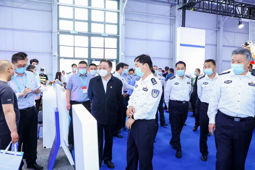 凭实力“圈粉”，赢多多警用特种车闪耀第11届中国国际警用装备博览会！